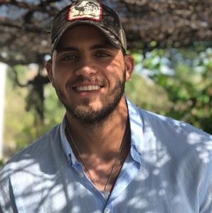 Meet your Posher, Alejandro